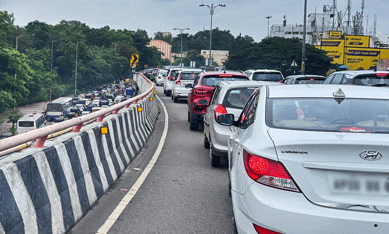 Hyderabad Traffic Alert: Major Restrictions for Mala Simha Gharjana at Parade Grounds